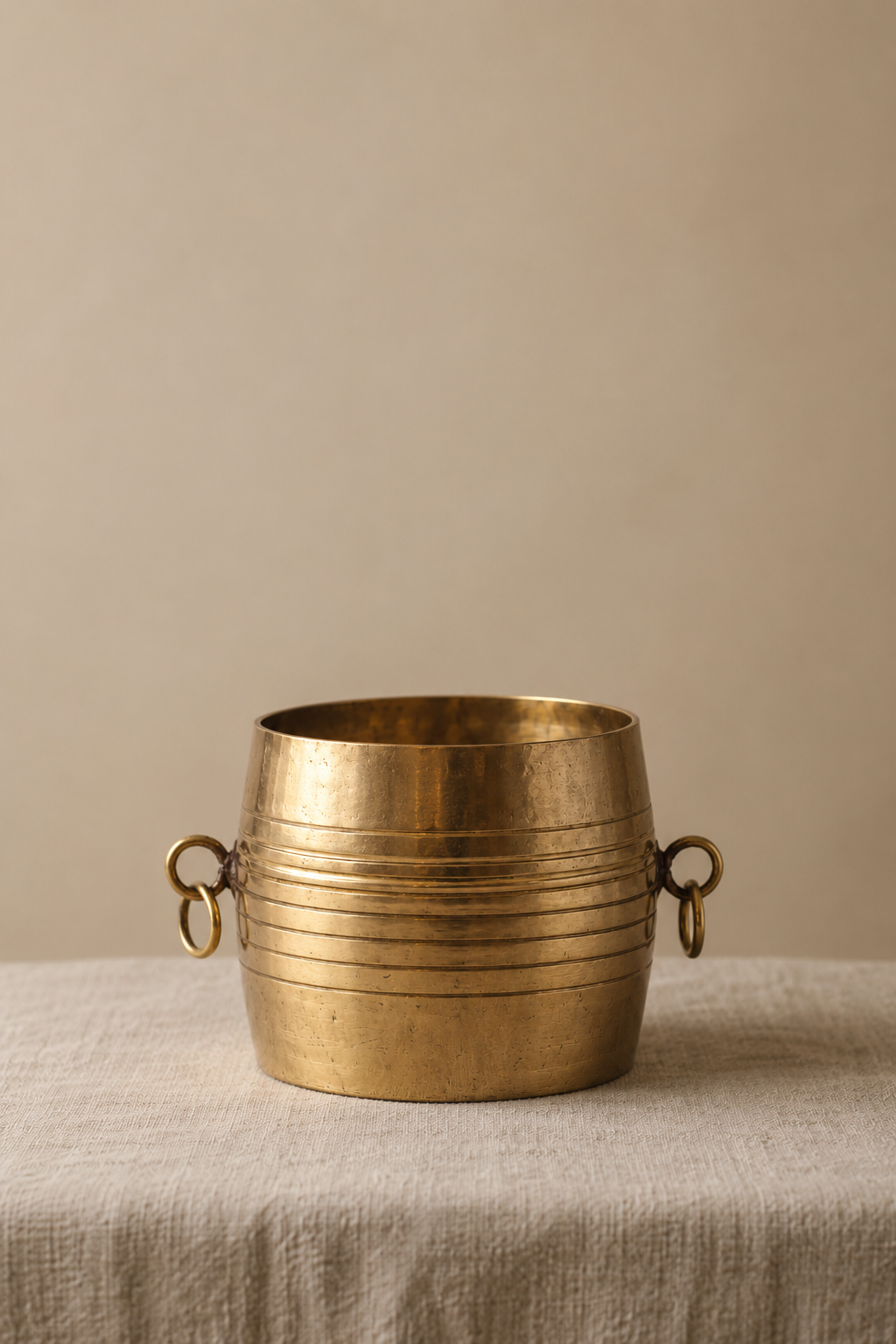 Para - Auspicious harvest measuring vessel